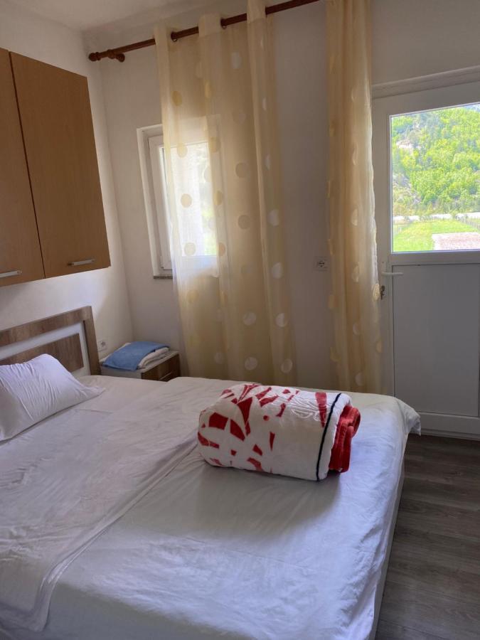 Guesthouse Skender Selimaj Валбона Экстерьер фото