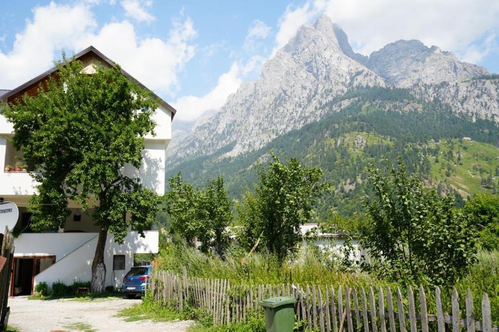 Guesthouse Skender Selimaj Валбона Экстерьер фото
