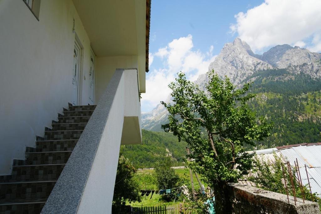 Guesthouse Skender Selimaj Валбона Экстерьер фото
